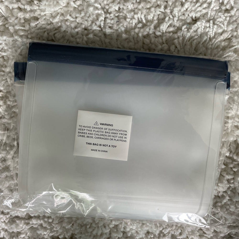 Boon supply Never been opened reusable bags in different sizes.